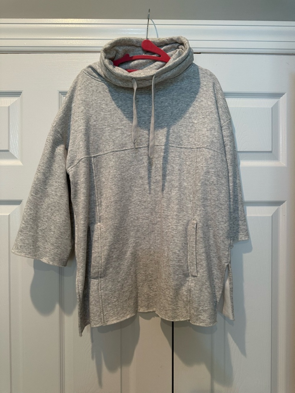 UGG womens Heather Gray Turtleneck Pullover with Drawstring